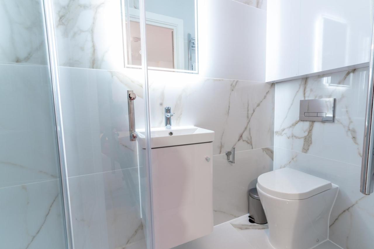 Luxury 2 Bedrooms - 2 Bathrooms - F5 London Exterior photo